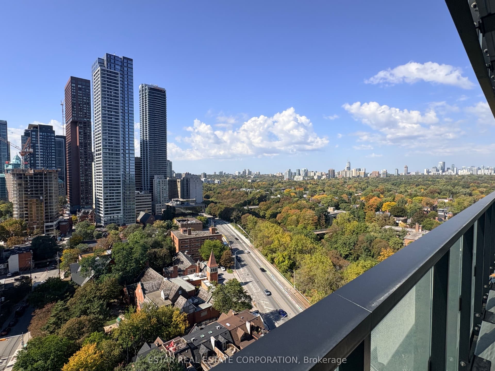 Suite 1811 · Floor 18, Unit 1811 · 575 Bloor St