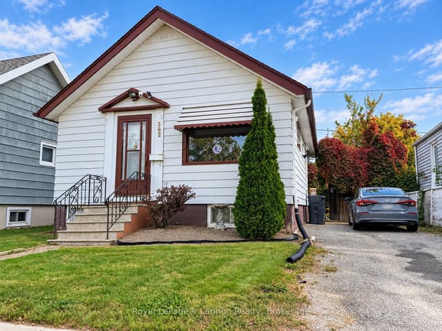 Detached at 362 McKellar Street N, Thunder Bay, ON P7C 3Z7
