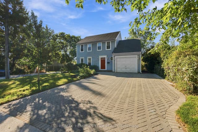 Detached at 40 Emmett Street, Pelham, ON L0S 1E0