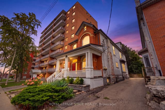 Fourplex at 113 Wentworth Street S, Hamilton, ON L8N 2Y6
