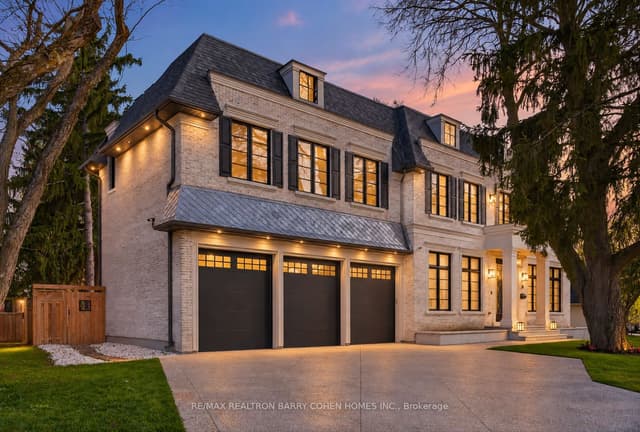 Detached at 34 Greengate Road, Toronto, ON M3B 1E8, Toronto C13