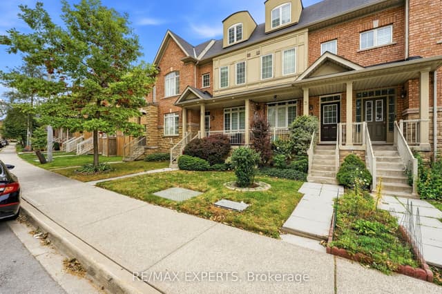 Att/Row/Townhouse at 5 Parrotta Drive, Toronto, ON M9M 0B4, Toronto W05