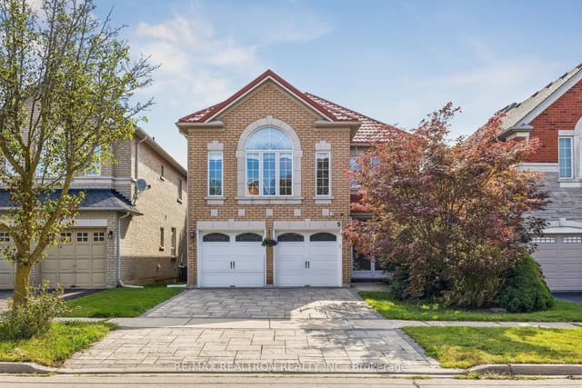 Detached at 9 Kimono Crescent, Richmond Hill, ON L4S 1X5