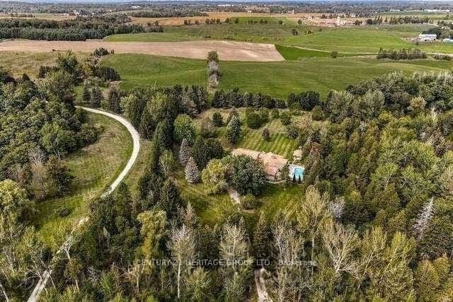 Detached at 7670 19th Side Road, King, ON L0G 1T0