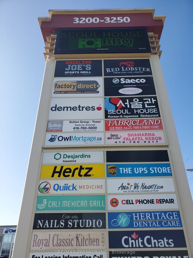 Office at 3200 Dufferin Street 500A, Toronto, ON M6A 2T3, Toronto W04