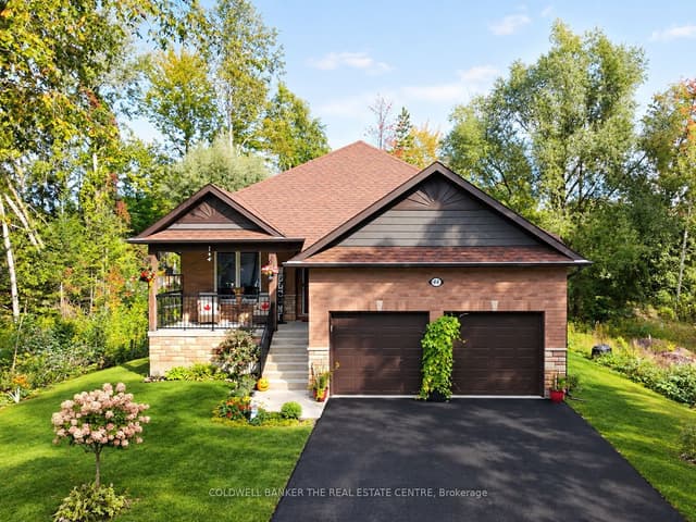 Detached at 44 Iris Drive, Wasaga Beach, ON L9Z 2A5