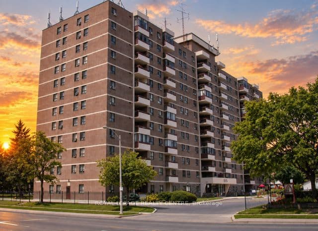 Condo Apartment at 1615 Bloor Street E 504, Mississauga, ON L4X 1S2
