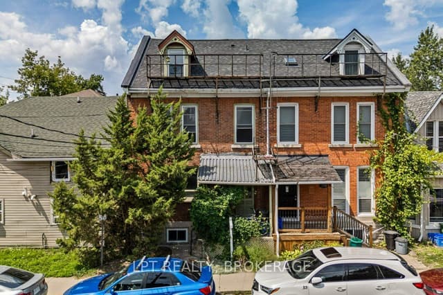 Triplex at 374 Barrie Street, Kingston, ON K7K 3T4
