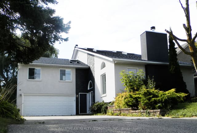 Detached at 15 Bond Crescent, Richmond Hill, ON L4E 3K2