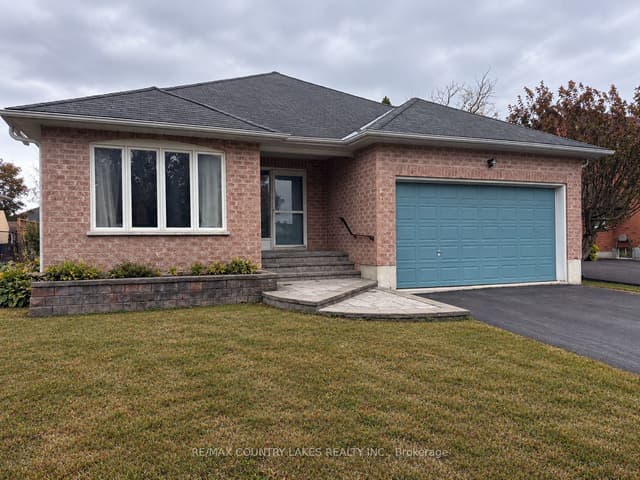 Detached at 43 Elmwood Avenue, Brock, ON L0K 1A0