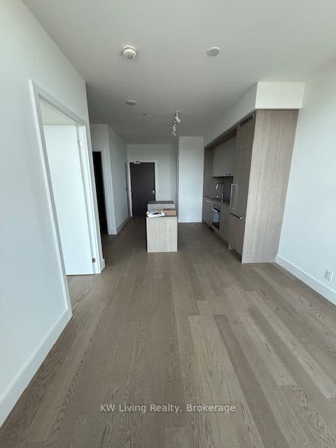 Suite 1017 · Floor 10, Unit 1017 · 6 Greenbriar Rd