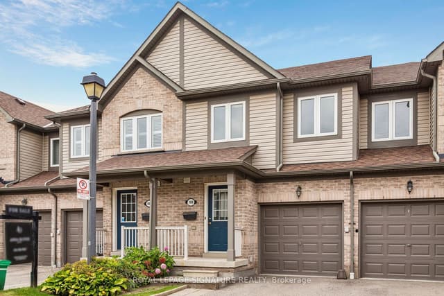 Condo Townhouse at 86 Joymar Drive 100, Mississauga, ON L5M 7Z6