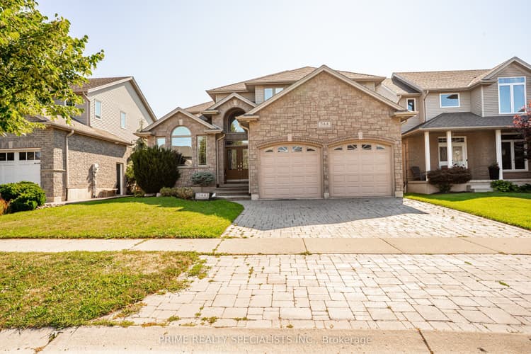 544 Lakeview Drive