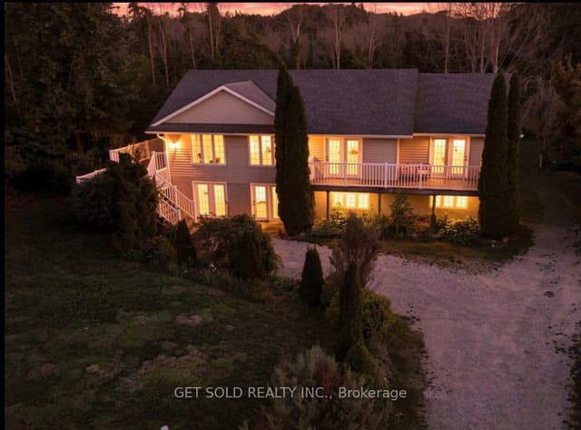 Detached at 209442 26 Highway W, Blue Mountains, ON L9Y 0T1