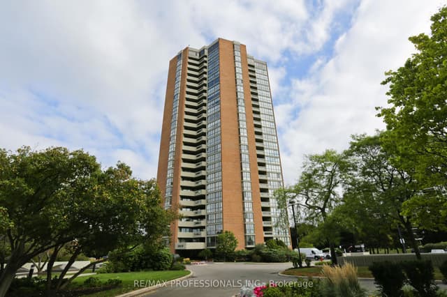 Condo Apartment at 2010 Islington Avenue 1004, Toronto, ON M9P 3S8, Toronto W09
