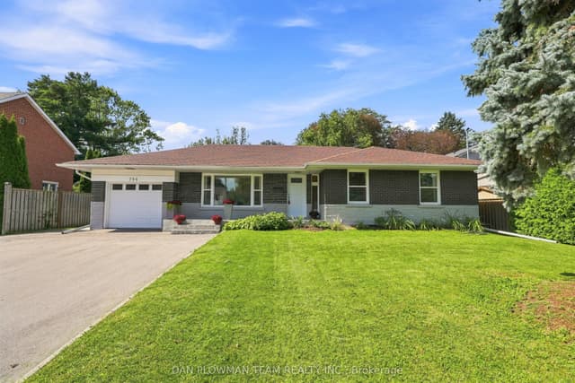 Detached at 786 Mary Street N, Oshawa, ON L1G 5G3
