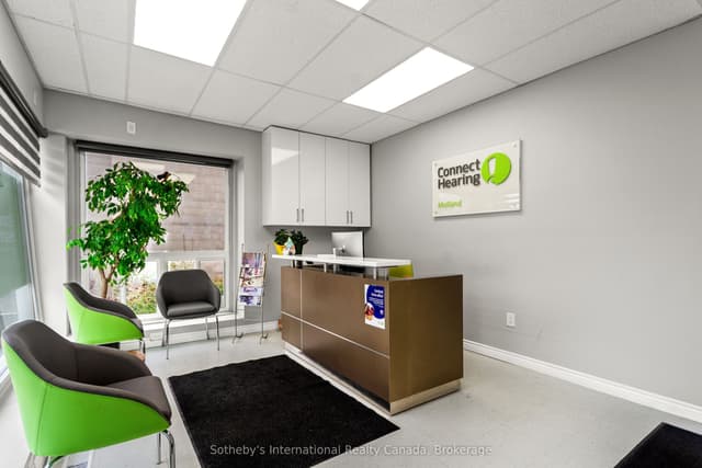 Office at 339 King Street, Midland, ON L4R 3M7