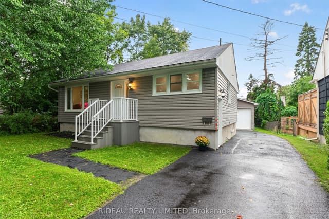 Detached at 4 Otter Drive, Brockville, ON K6V 5R7