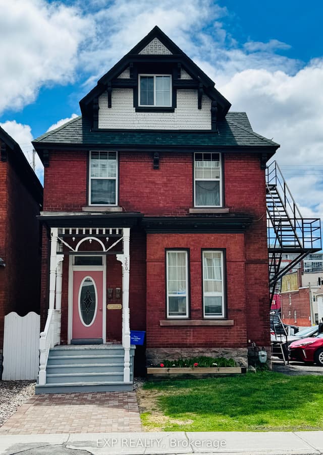 Duplex at 360 Gilmour Street, Ottawa Centre, ON K2P 0R3