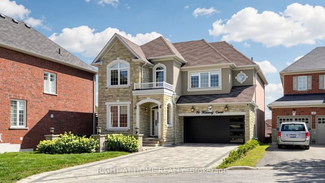 Detached at 19 Heaney Court, Aurora, ON L4G 0J7