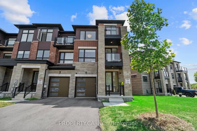 Att/Row/Townhouse at 556 New England Court, Newmarket, ON L3X 0M5