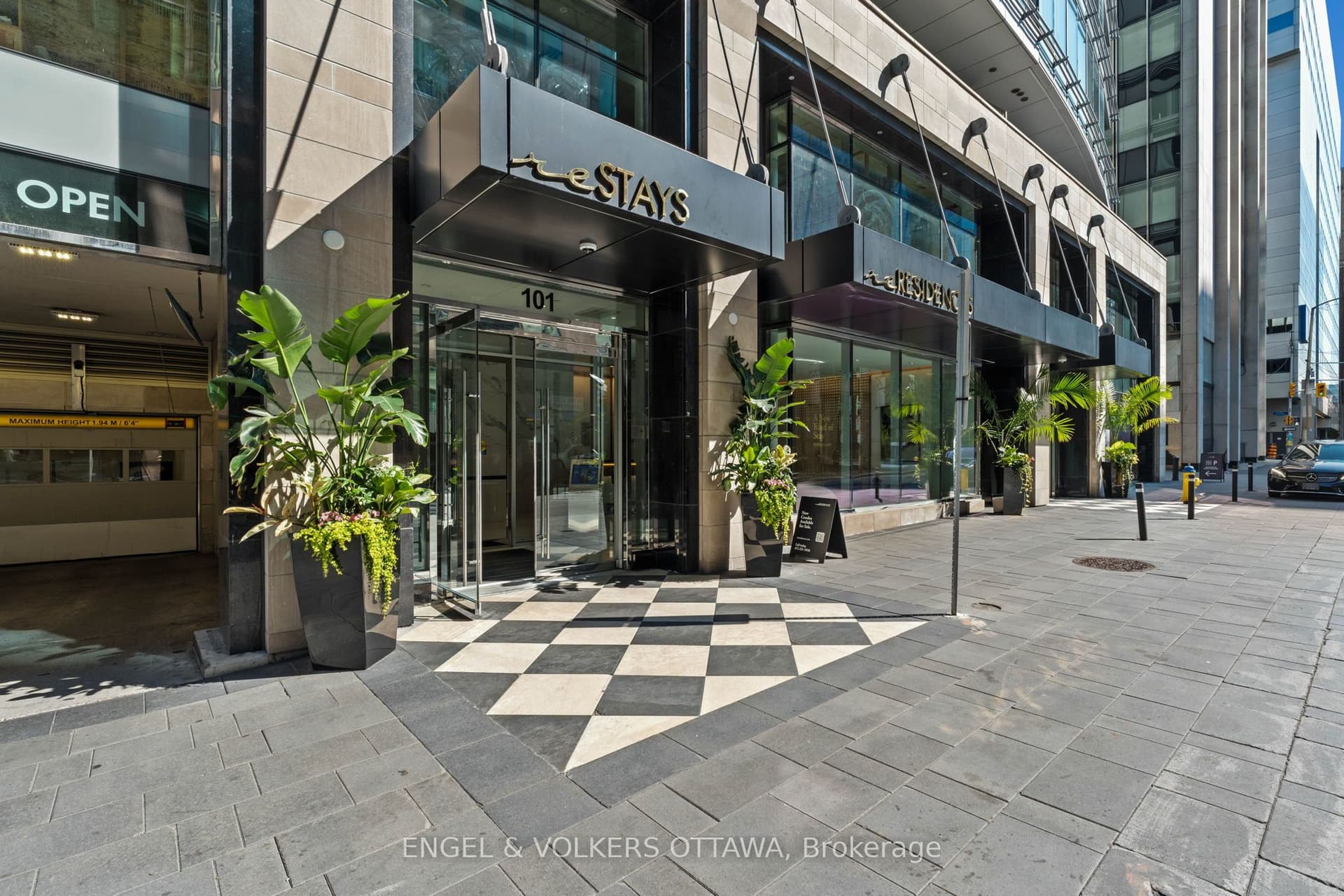 Suite 1201 · Floor 12, Unit 1201 · 101 Queen St