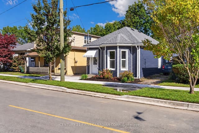 Detached at 75 Alma Street, St. Thomas, ON N5P 3B2