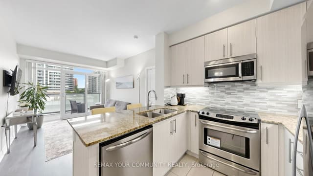 Condo Apartment at 55 Oneida Crescent 408, Richmond Hill, ON L4B 0E8