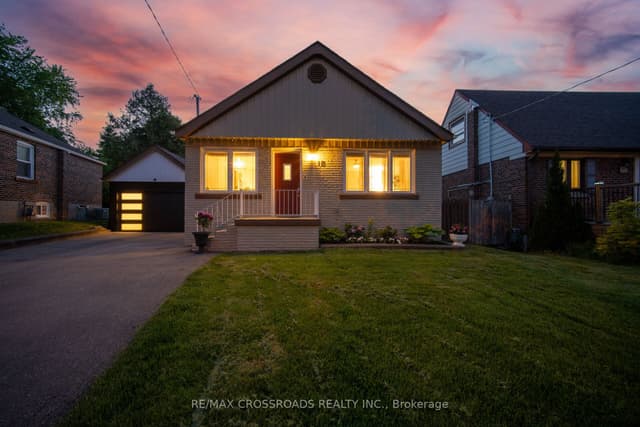 Detached at 18 Adanac Drive, Toronto, ON M1M 2E4, Toronto E08