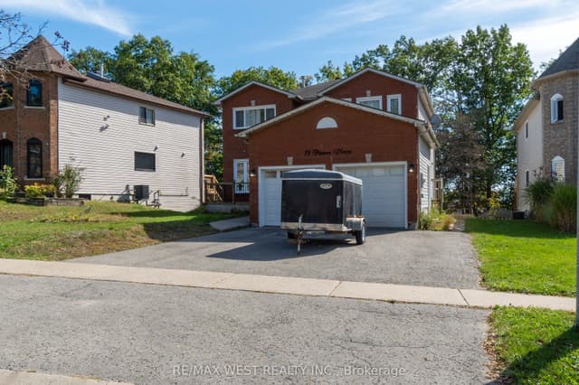 Detached at 19 Moore Place, Barrie, ON L4N 6N6