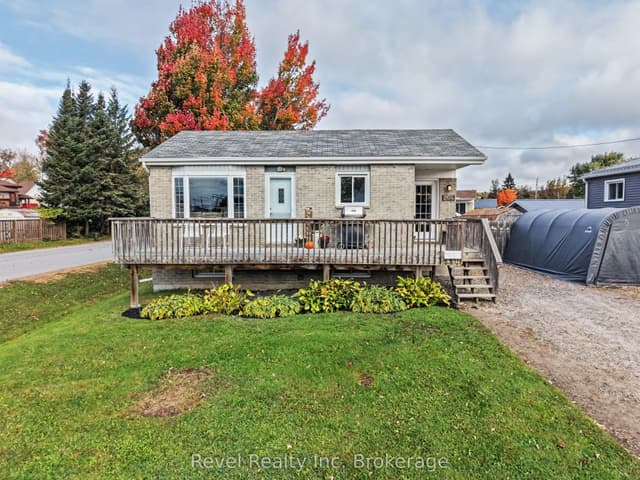 Detached at 204 Delaware Avenue, North Bay, ON P1B 6Z8