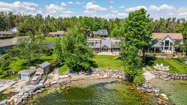 Detached at 183 Lakeshore Road W, Oro-Medonte, ON L0L 2E0