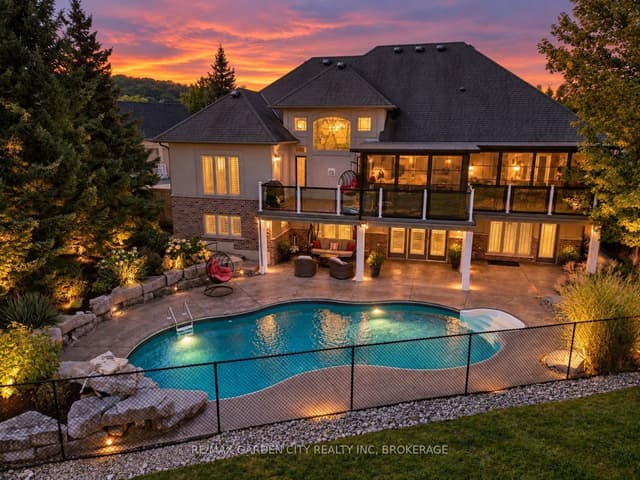 Detached at 38 Addison Drive, St. Catharines, ON L2S 4B7