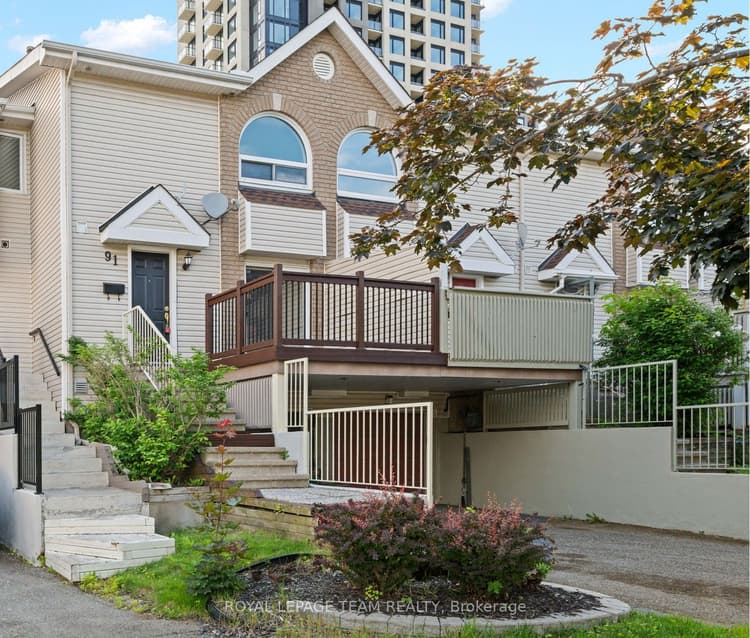 91 Thornbury Crescent