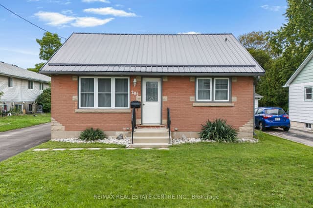 Detached at 205 Crysler Street, Norfolk, ON N4B 1H9