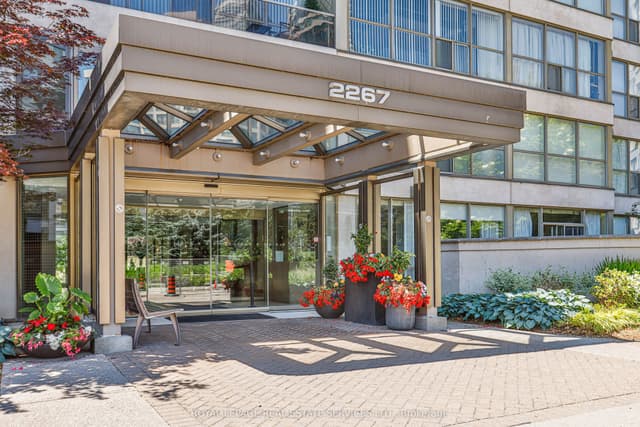 Condo Apartment at 2267 Lake Shore Boulevard W 1304, Toronto, ON M8V 3X2, Toronto W06