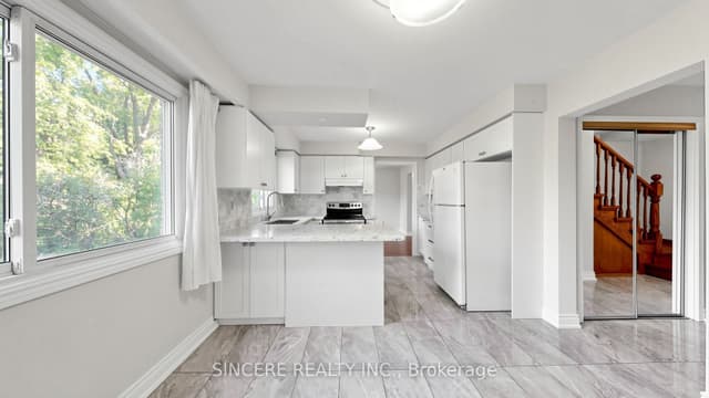 Detached at 118 Candlewood Crescent, Waterloo, ON N2L 5M8