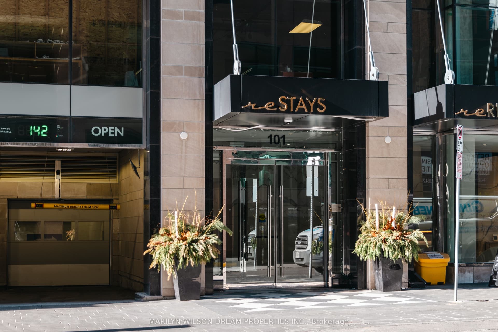 Suite 1004 · Floor 10, Unit 1004 · 101 Queen St