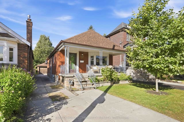 Detached at 4 Crestland Avenue, Toronto, ON M4C 3L1, Toronto E03