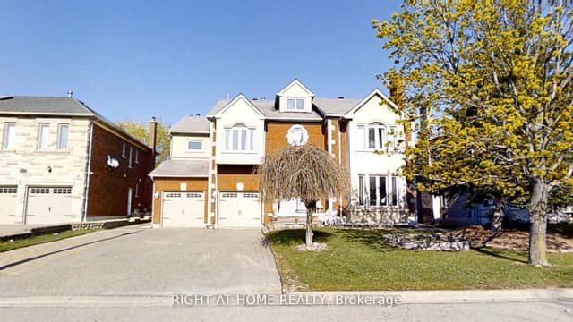 Detached at 31 Northgate Crescent E, Richmond Hill, ON L4B 2K8