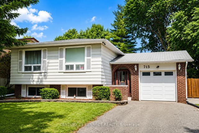 Detached at 715 Waverly Street N, Oshawa, ON L1J 6C1
