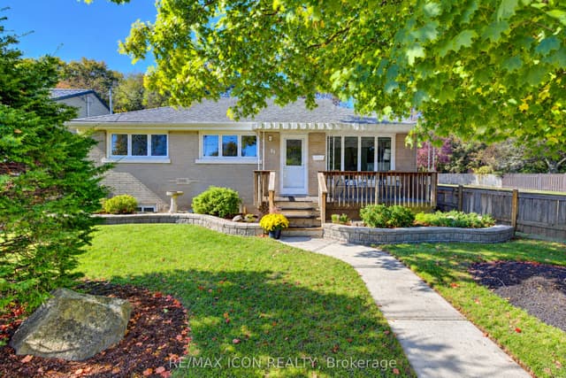 Detached at 64 Lowrey Avenue S, Cambridge, ON N1R 4Z8