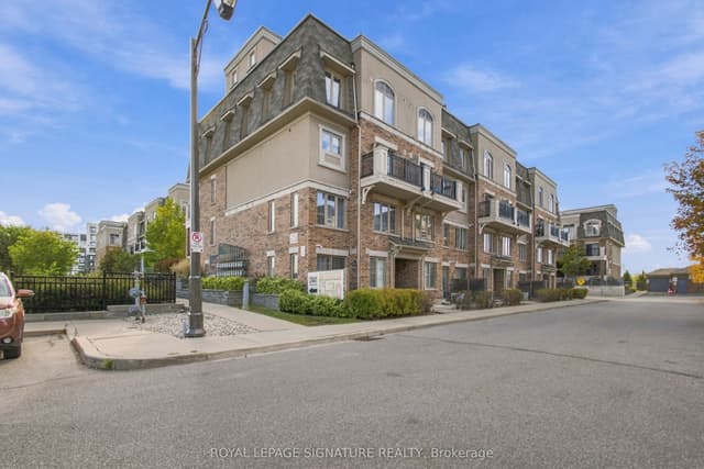 Condo Townhouse at 2441 Greenwich Drive 61, Oakville, ON L6M 0S3