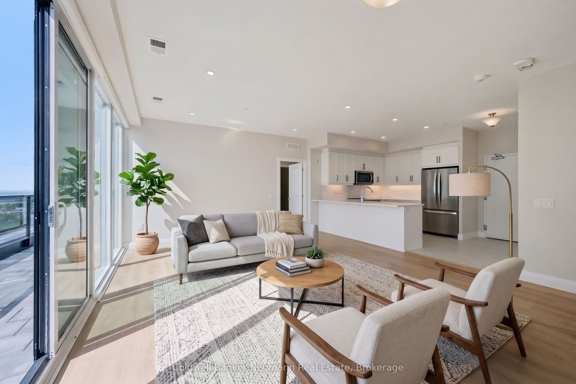 Suite 804 · Floor 8, Unit 804 · 1882 Gordon St