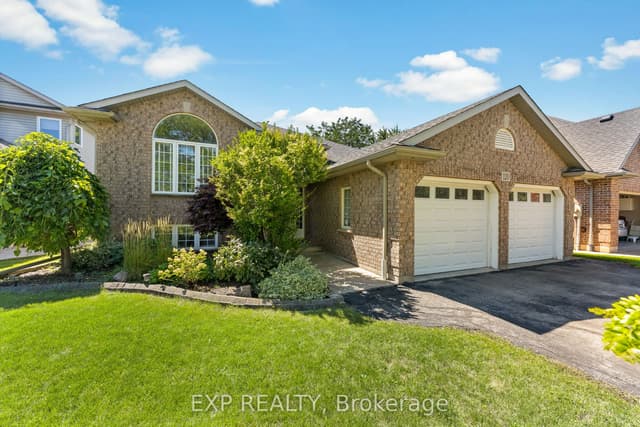 Detached at 120 REDWOOD Court, Welland, ON L3C 7C4