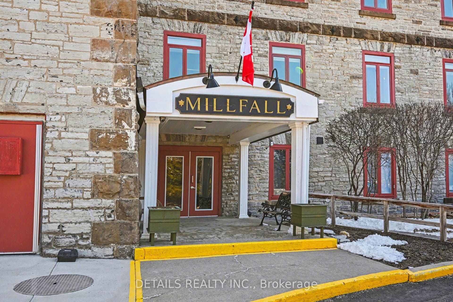 Suite 311 · Floor 3, Unit 311 · 1 Rosamond St E