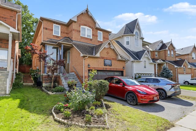 Detached at 21 English Oak Drive, Richmond Hill, ON L4E 3W1
