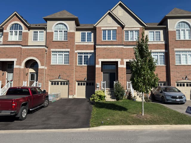 Att/Row/Townhouse at 4018 Fracchioni Drive, Lincoln, ON L3J 0R8