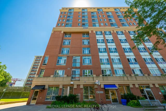 Condo Apartment at 15 Maplewood Avenue PH 6, Toronto, ON M6C 4B4, Toronto C03