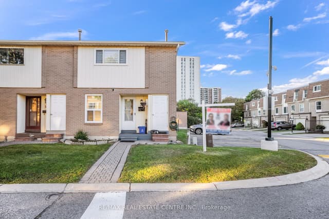 Condo Townhouse at 59 Craigleigh Crescent, Brampton, ON L6T 2E3